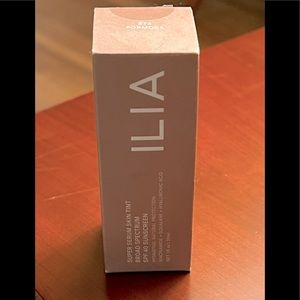 ILIA SUPER SERUM skin tinting moisturizing with SPF, color is Formosa.